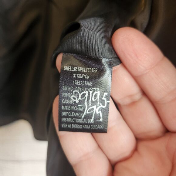 Tahari Arthur S. Levine Size 16 Black Gray Striped Blazer - Picture 3 of 6